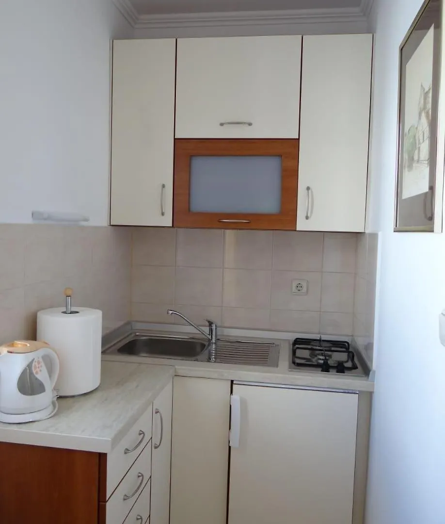 Apartments By The Sea Pag - 17147 باغ 0*,
