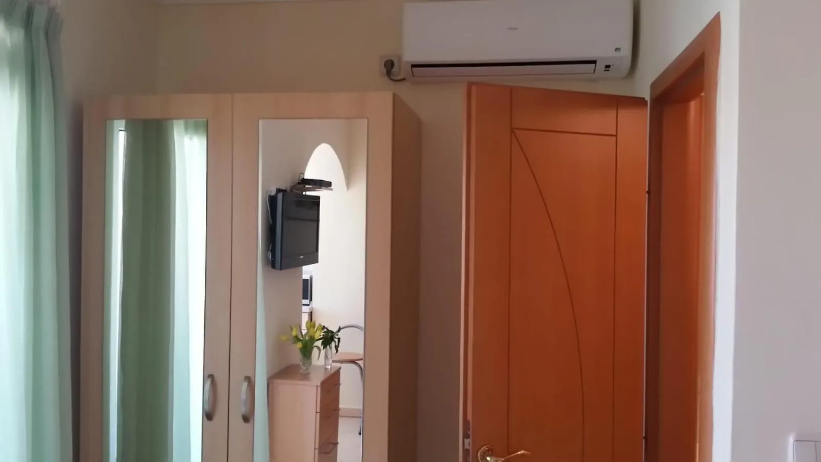 Apartments By The Sea Pag - 17147 باغ كرواتيا